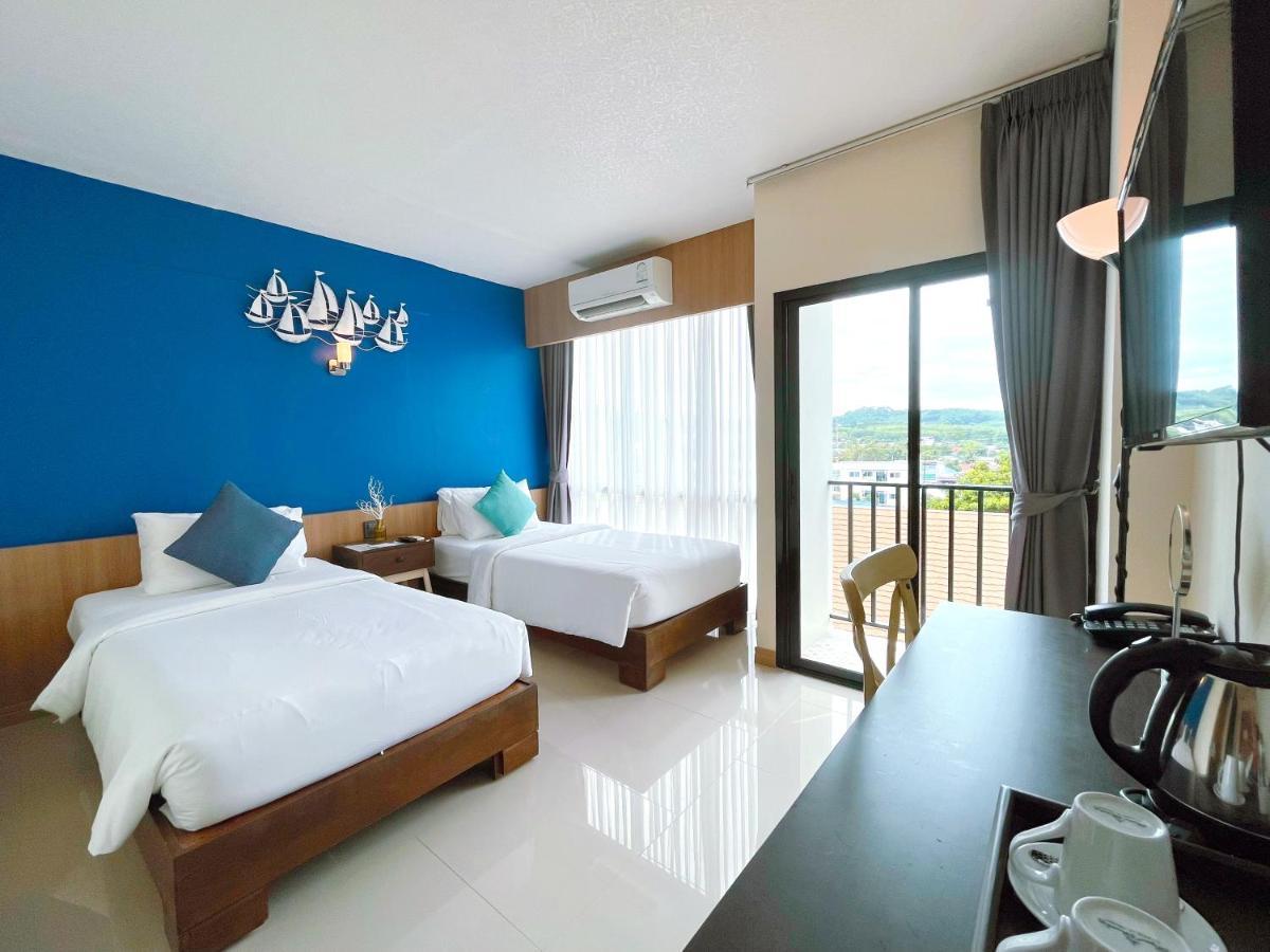 The Sixteenth Naiyang Beach Hotel Sha Plus Nai Yang Exterior foto